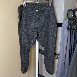 Lululemon Align High-Rise Crop 23" sz 20 Leopard Camo Deep Coal Multi